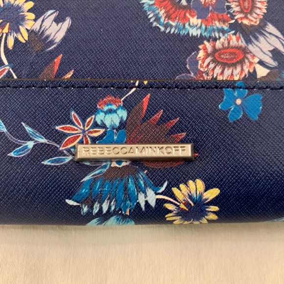 New Floral Rebecca Minkoff Leo Envelope Clutch! - Picture 3 of 9